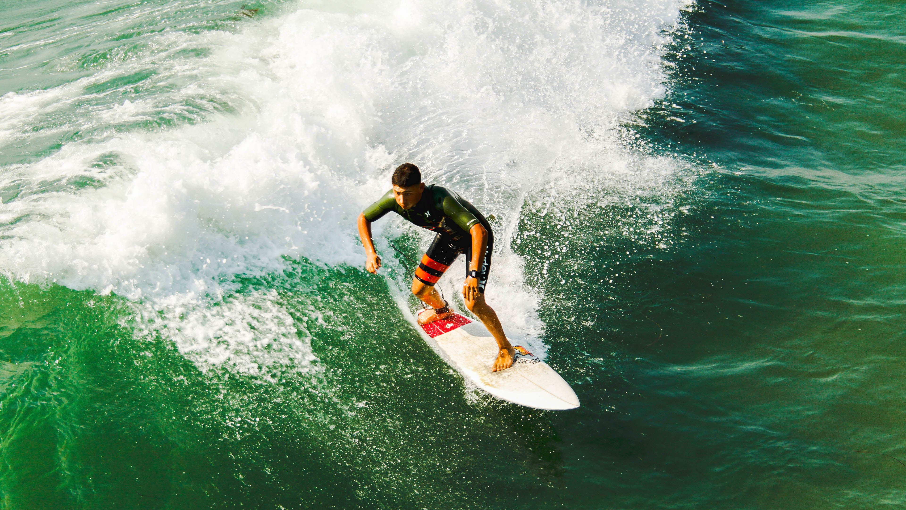 《青训体系助推新星崛起，电竞黄金年龄逐年提前》，电竞青训标准